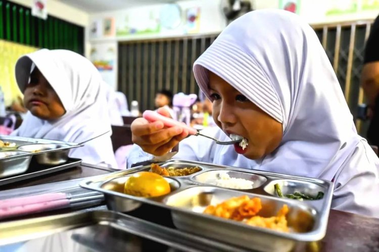 Program MBG Menjangkau Sekolah Rakyat, 848 Siswa Telah Terima Makan Bergizi Gratis